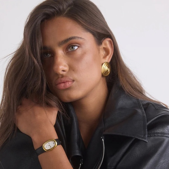 NEW Cendre Gold Circle Lilou Earrings - Picture 3 of 7